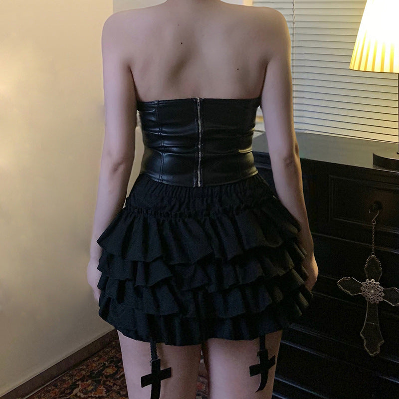 Dark style fur strip patchwork leather strapless top