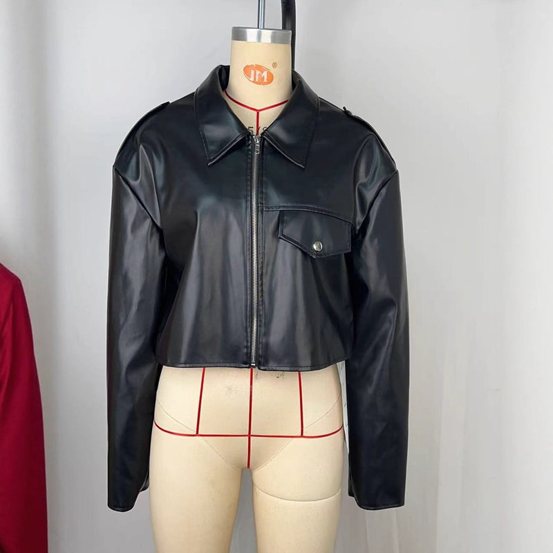 Women's short black faux leather jacket with flip collar in black