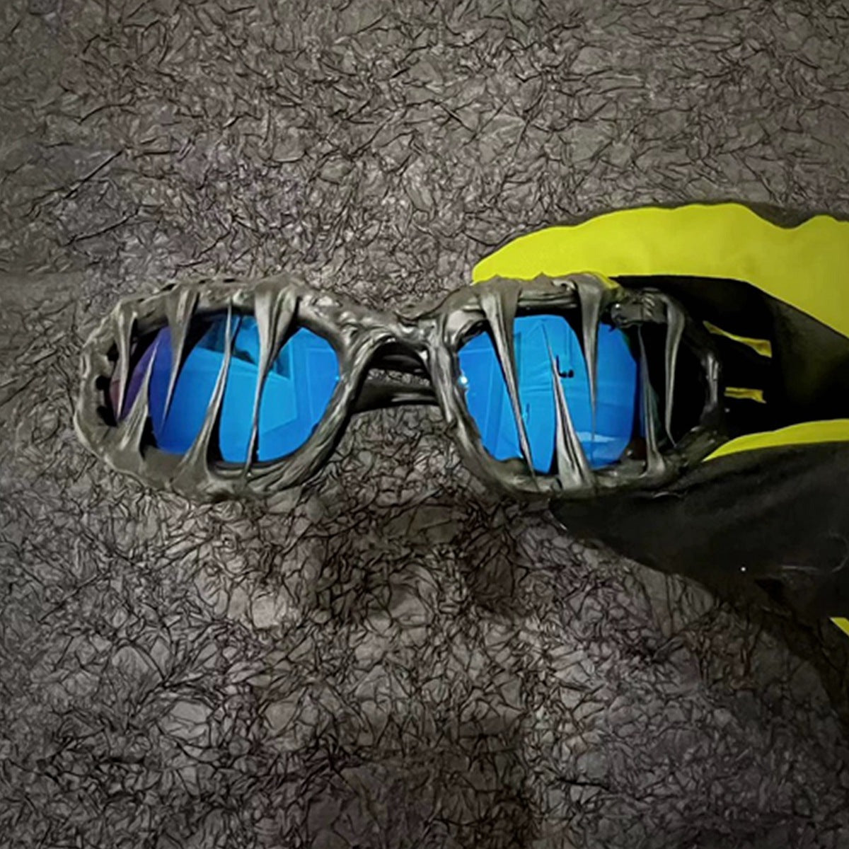 LEXE Warp Sunglasses